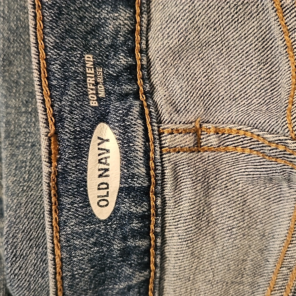 Boyfriend mid rise light was jean size 8